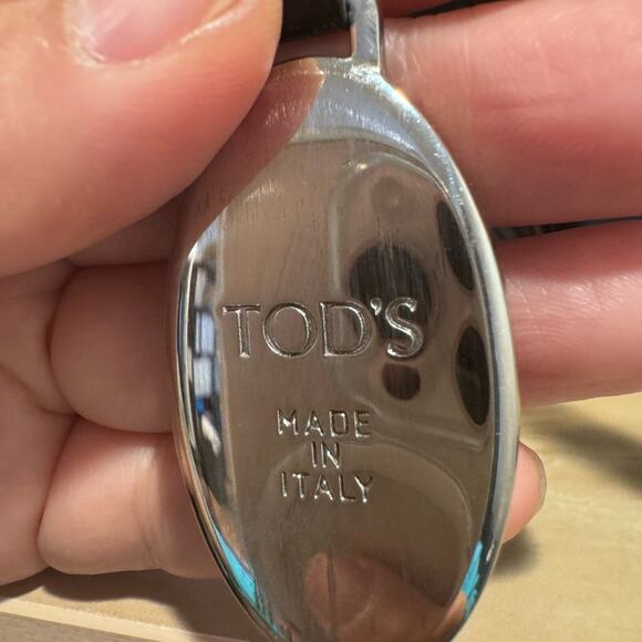 Tod's Black Patent Leather Tote Bag 15"x10.5"x5" Structured Designer Handbag - Picture 6 of 14